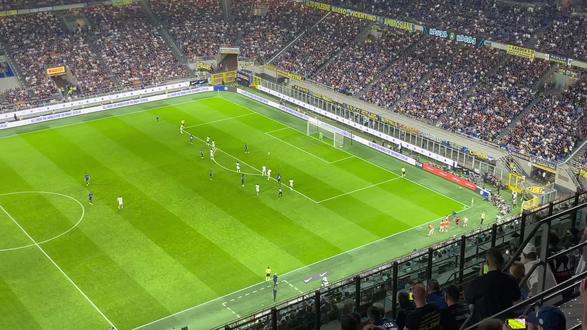 以利物浦客 以利物浦客