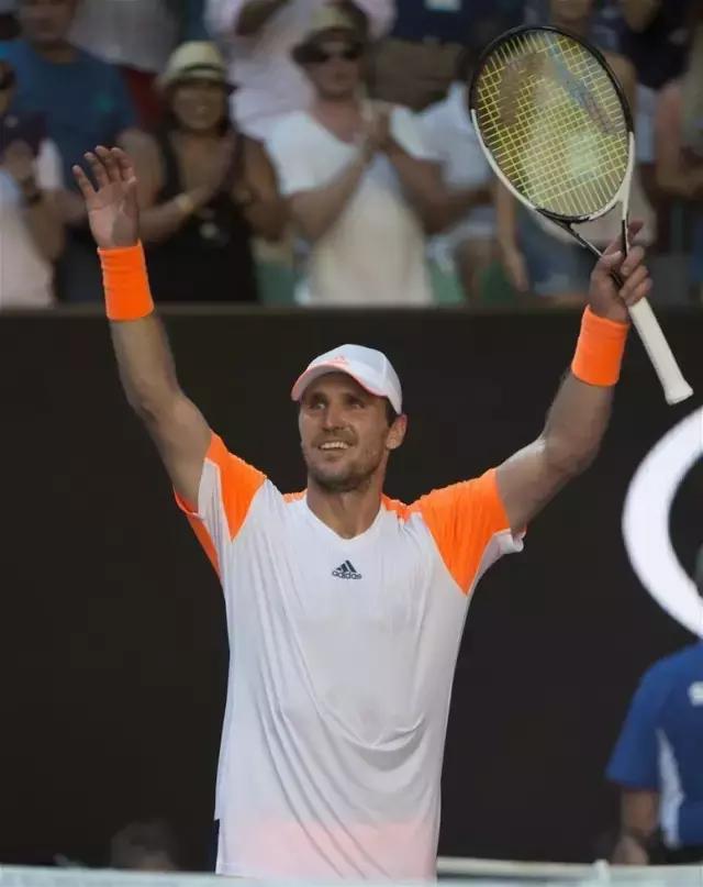 他用稳定把 他用稳定把